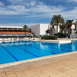 https://primavera-apartment-with-terrace-and-2-bedrooms.in-canary-islands.com